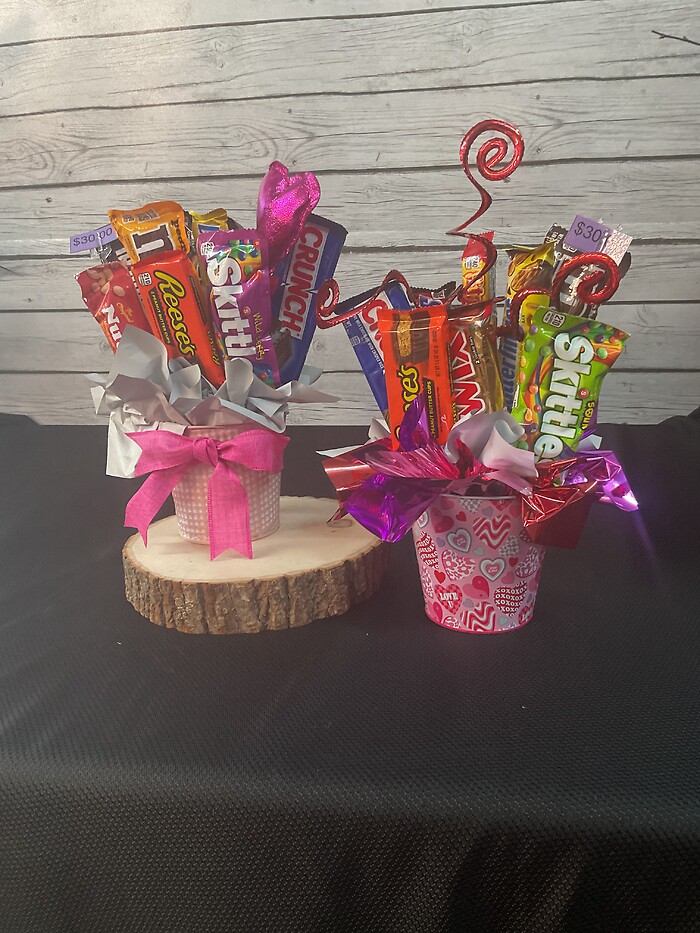 8 Piece Candy Bar Bouquet
